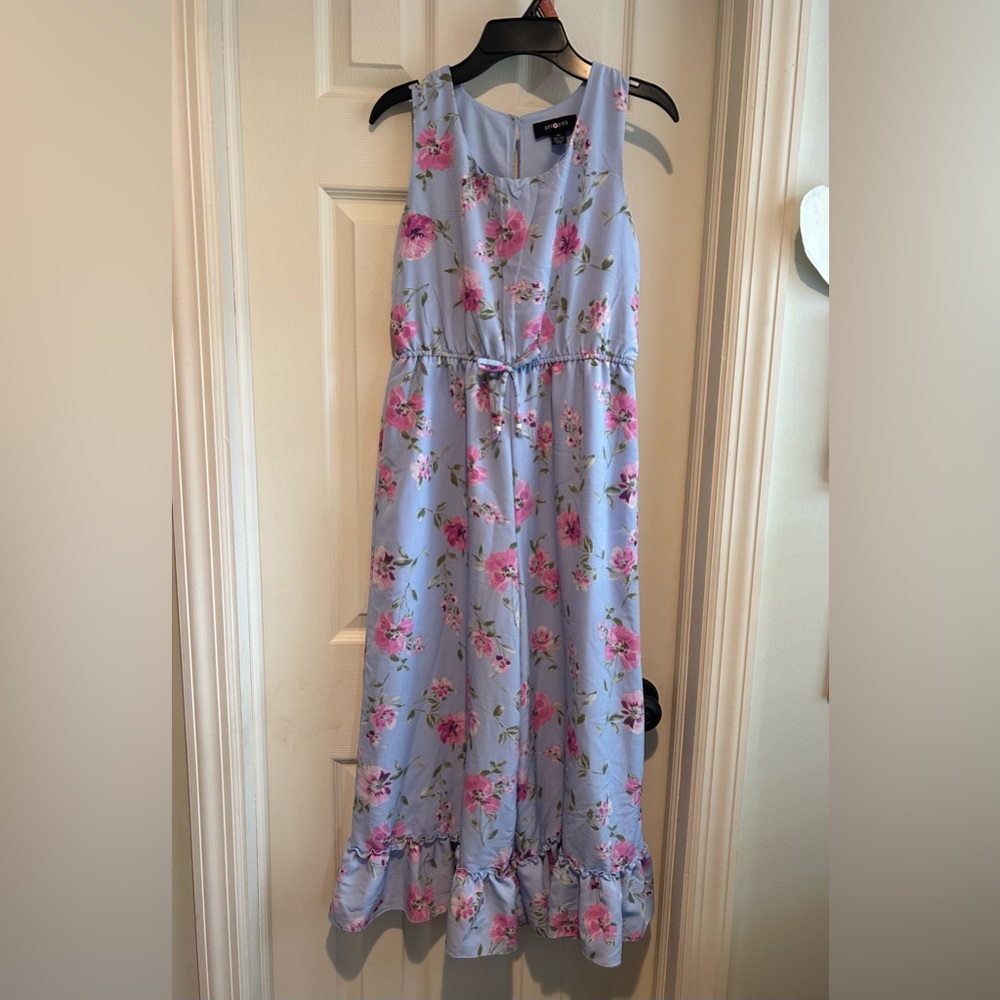 Floral Sleeveless Maxi Dress